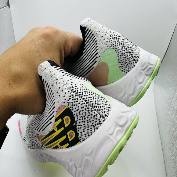 Size 9 - New Balance Fresh Foam X 1080 White Vibrant Green 2022 - W1080SLM - Picture 5 of 8